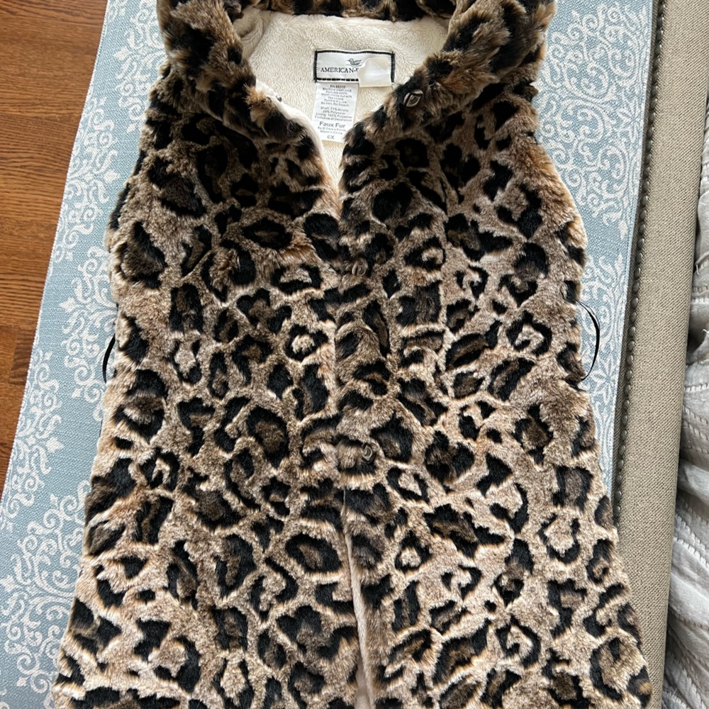 Girls faux fur vest